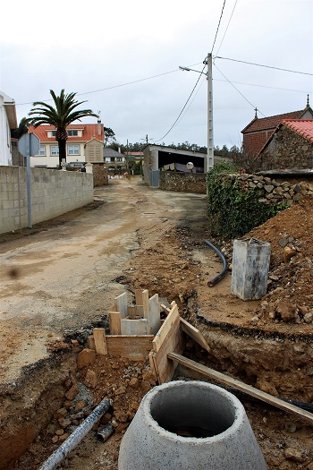 Obras de saneamento en Limioa